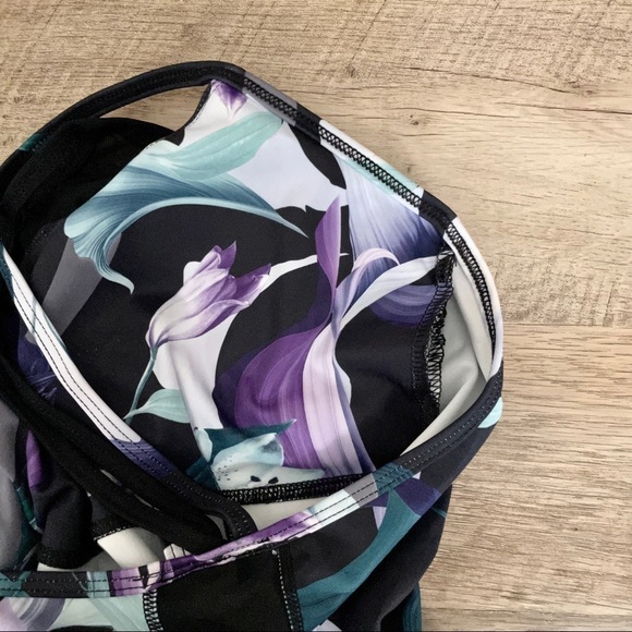 🌺 Balini Sports Mona V Back Floral Blue Active Tank Size XS NWT - Picture 6 of 10